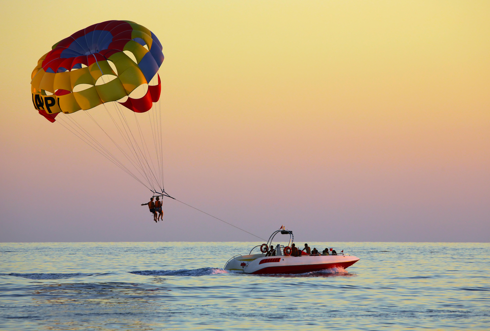 windy hill parasailing